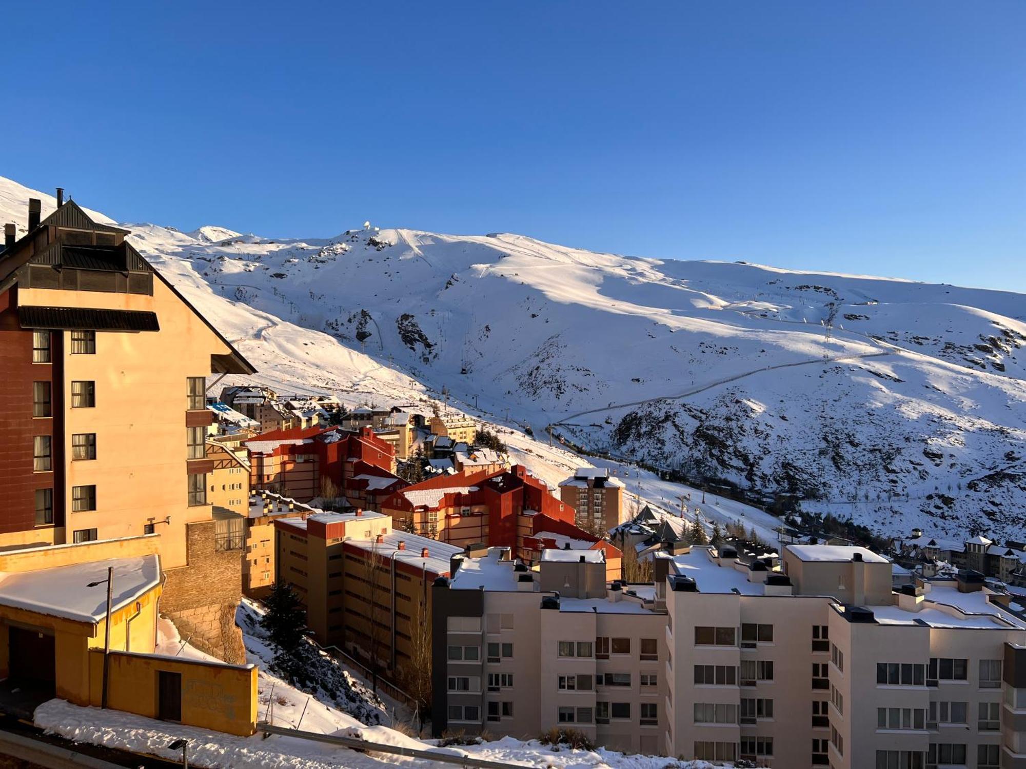 Sierra Nevada Apartamento, Ideal Para Grupos, Aparcamiento En La Puerta Y Con Impresionantes Vistas Eksteriør bilde